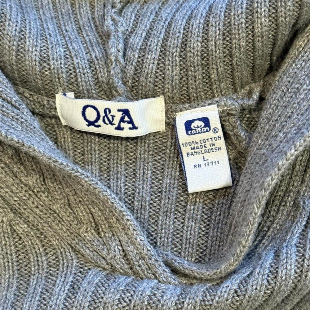 Y2K Vintage Q&A Grey Ribbed Knit Hoodie Sweater - Picture 2 of 5